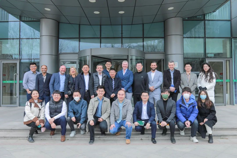 group photo visiting Qingdao Municipal Hospital.jpg